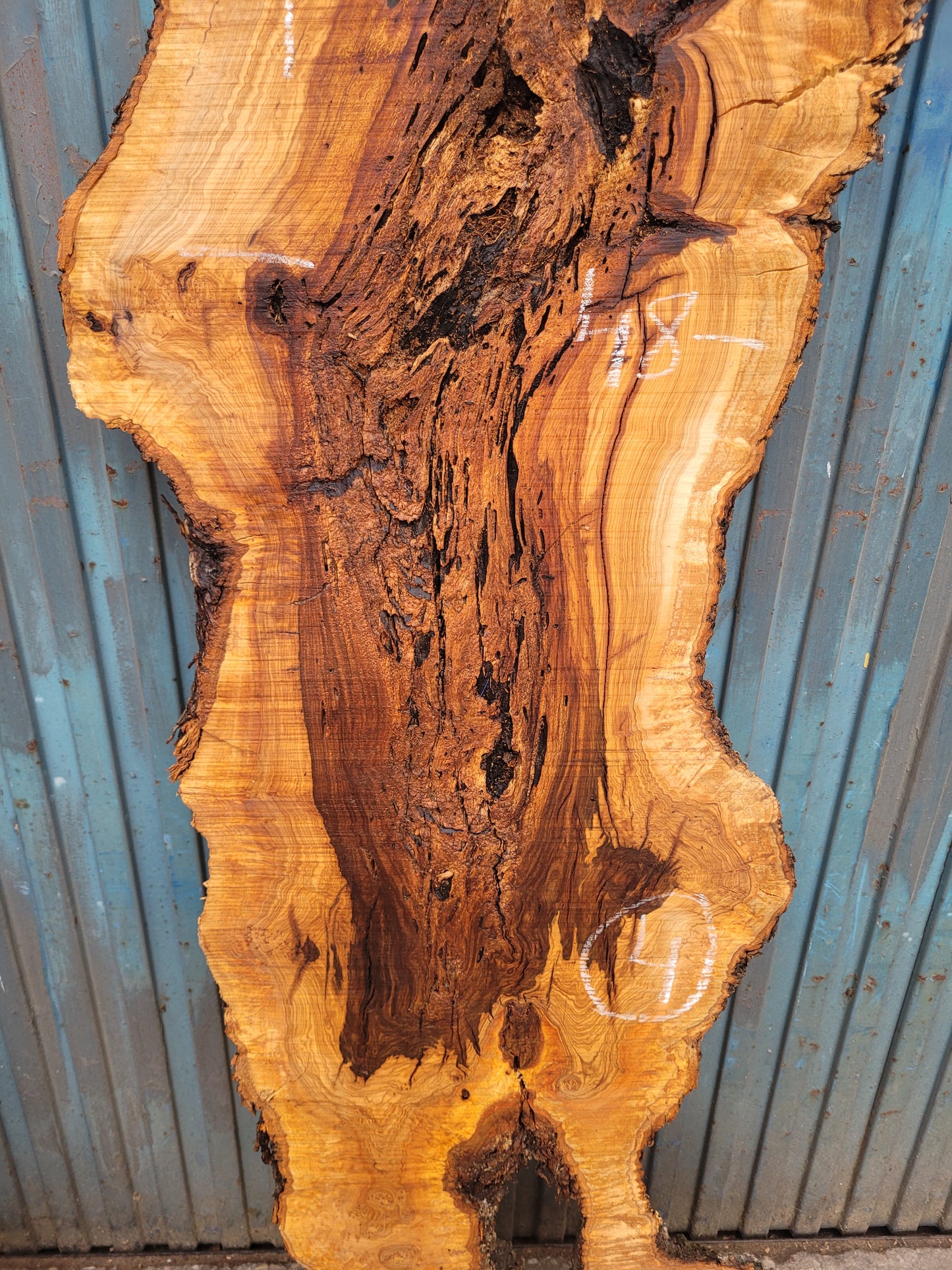 Tablón olivo A6 160cm 48cm 4 cm