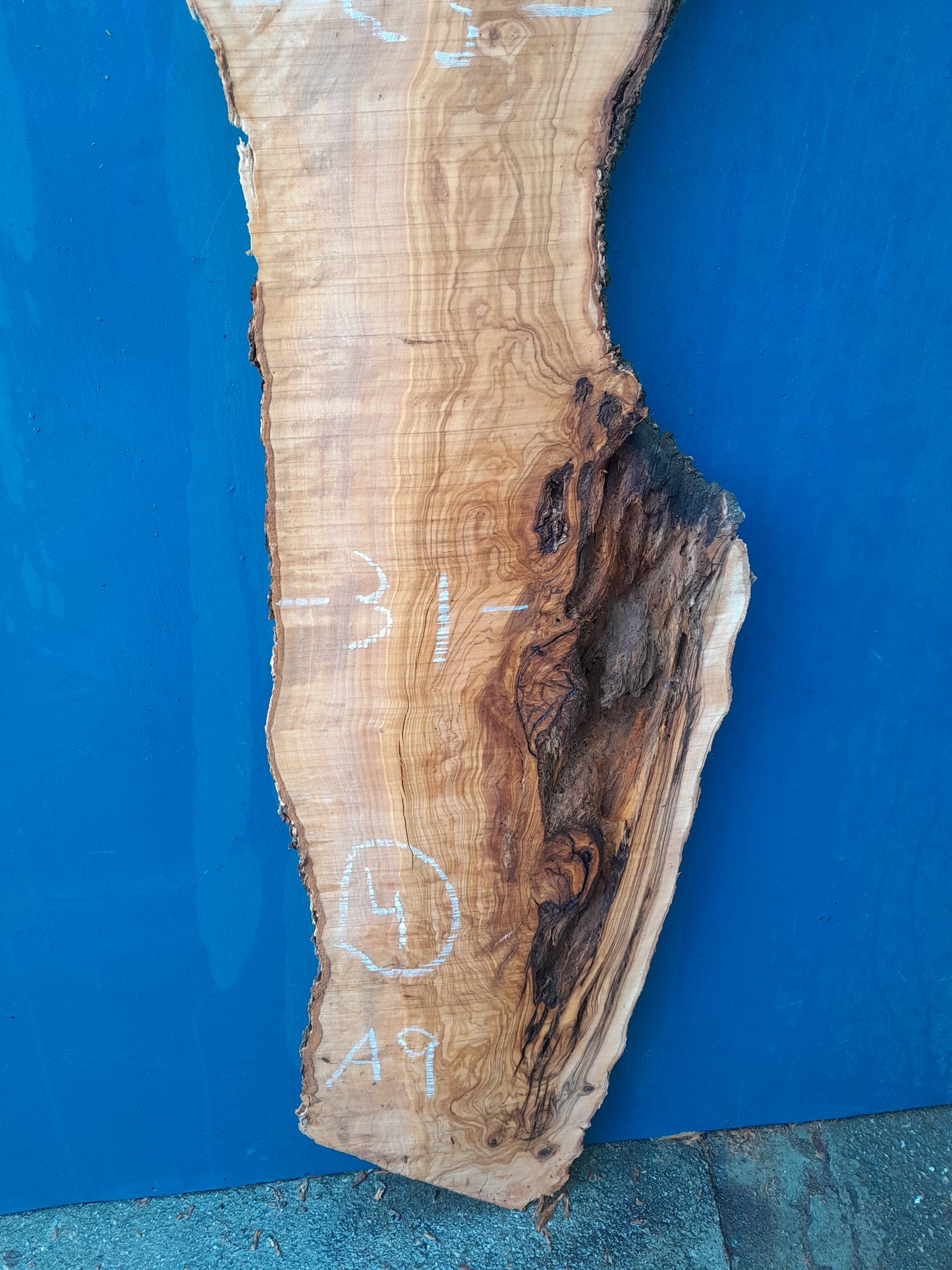 Tablero de olivo A9 125cm 34/25cm 4cm