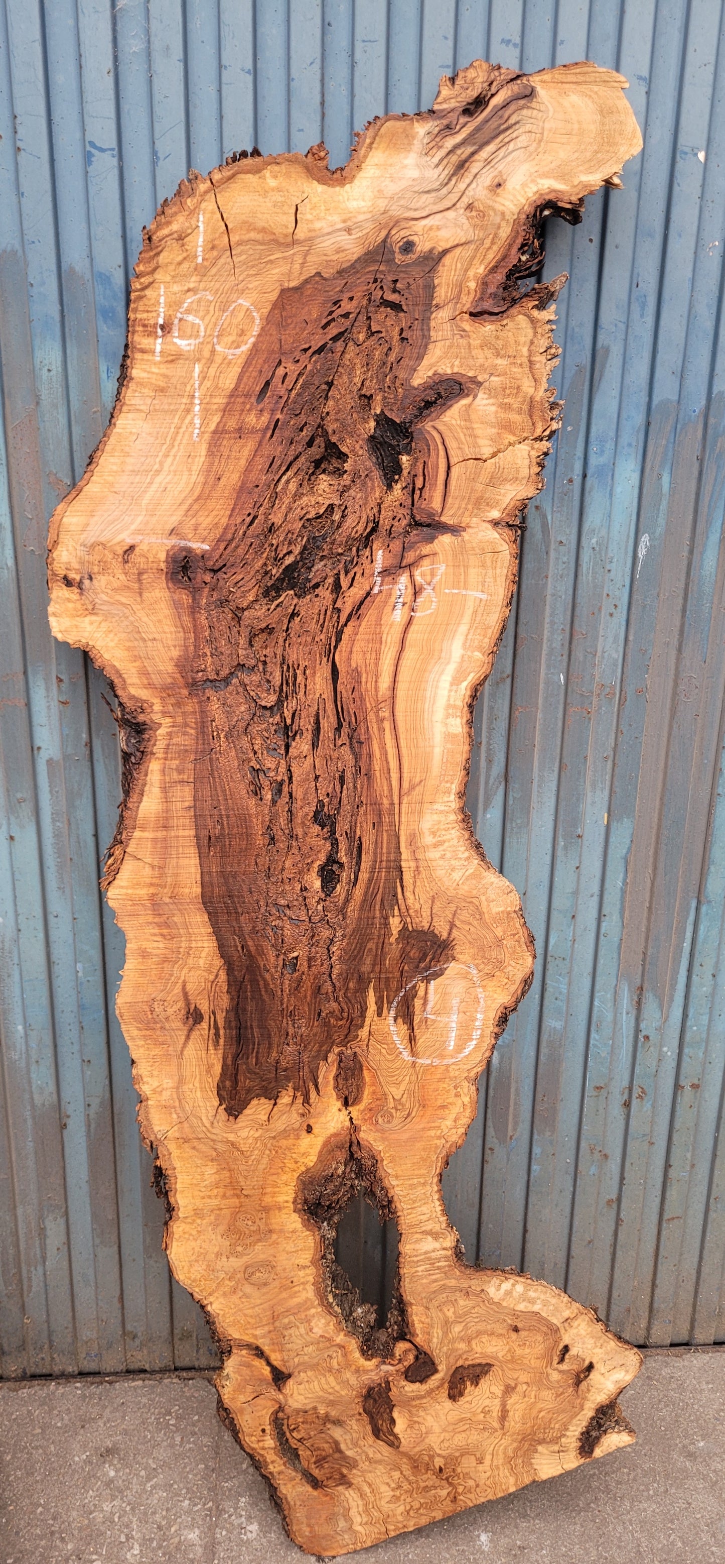 Tablón olivo A6 160cm 48cm 4 cm